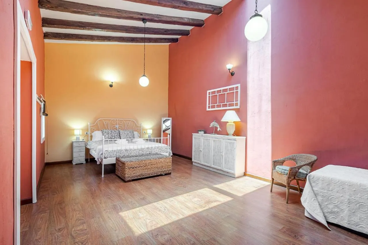 Сasa de vacaciones Villa Casona Gildana: Historia, Patrimonio/E-working Arucas España