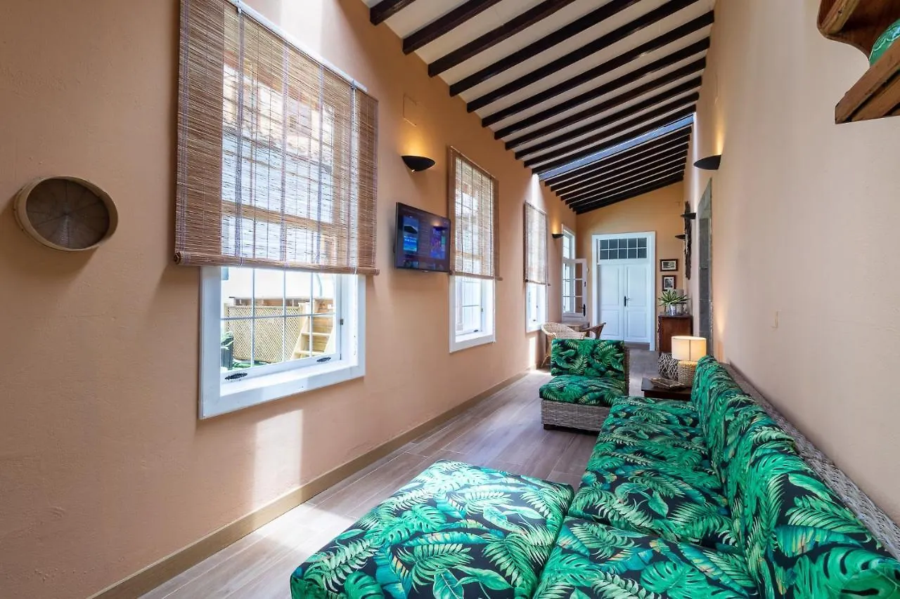 Villa Casona Gildana: Historia, Patrimonio/E-working Arucas Сasa de vacaciones